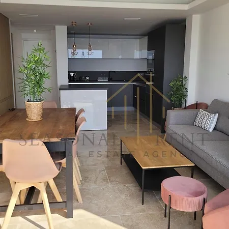 דירה Vue Imprenable Sur La Mer, Face A La Plage, Centre-ville